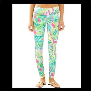EUC Lilly Pulitzer Luxletic Leggings